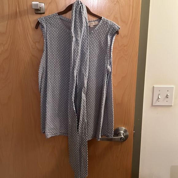 LOFT Light Blue Sleeveless Top w/ Detachable Tie - Size L (Petite) - Picture 2 of 6